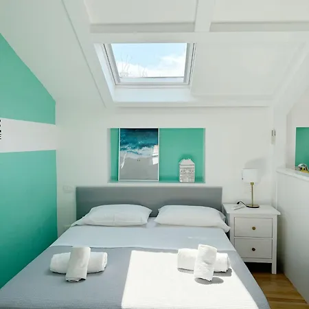 Casa Lucia Bed & Breakfast 4*