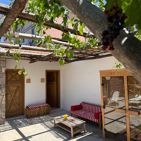 Casa Lucia Alojamento de Acomodação e Pequeno-almoço 4*