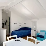 Casa Lucia Bed and Breakfast 4*