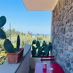 Casa Lucia Bed and Breakfast