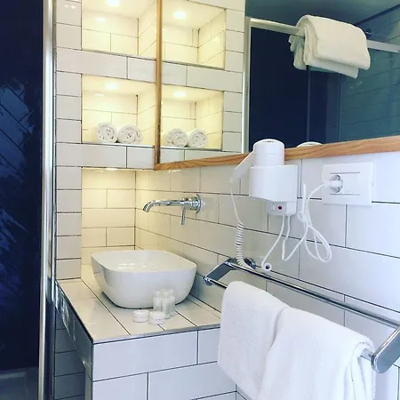 Oda ve Kahvaltı Casa Lucia 4*